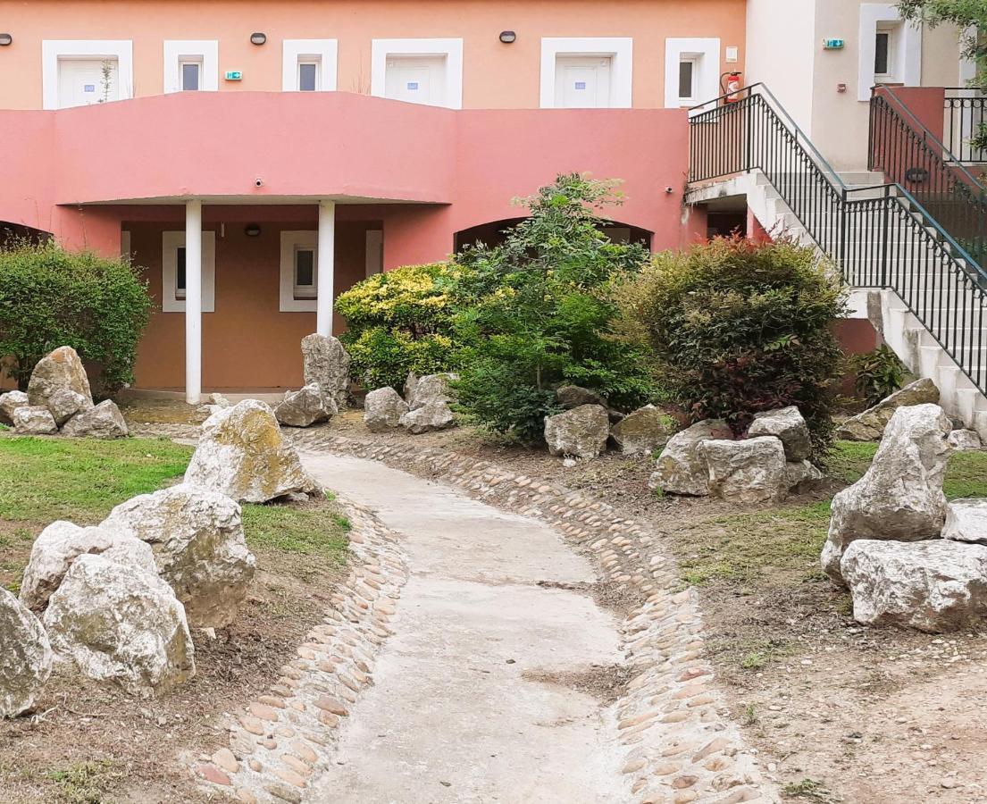 Studio 24 M2 - Hameaux De Camargue - Village 9 - 13200 Arles Esterno foto